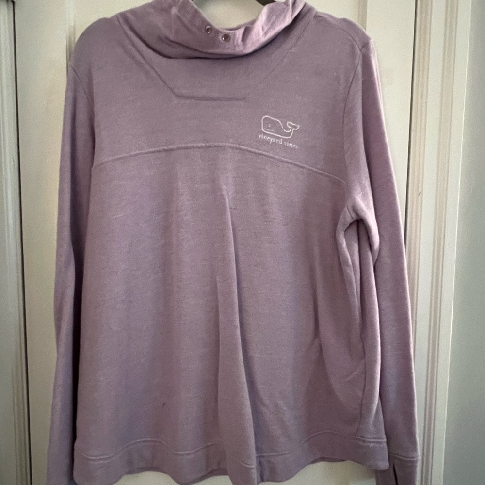 Vineyard vines sweatshirt